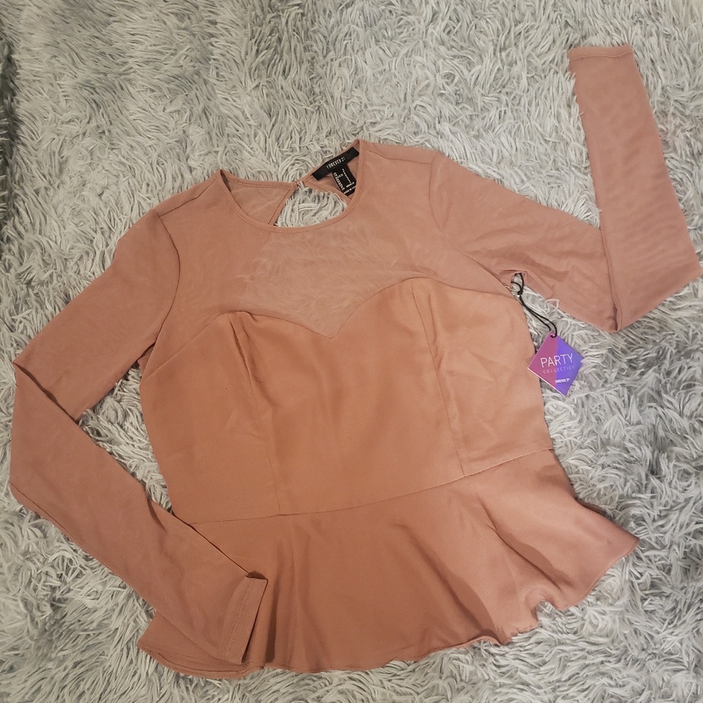 FOREVER 21 | [NwT]Long Sleeve Mesh Peplum Top!